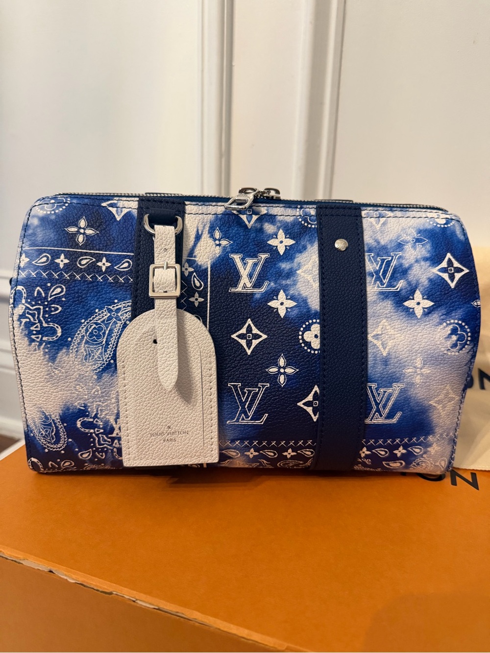 Pristine Louis Vuitton Monogram City Keepall Bandouliere Bag Bandana - Picture 5 of 17